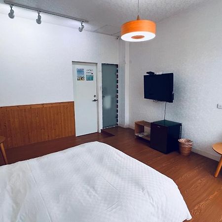 Ferienwohnung Rainbow Island Tainan Exterior foto