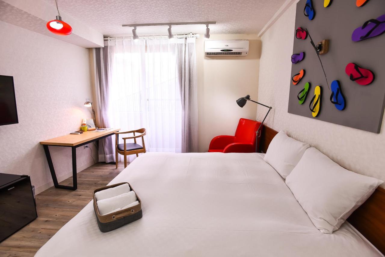 Ferienwohnung Rainbow Island Tainan Exterior foto